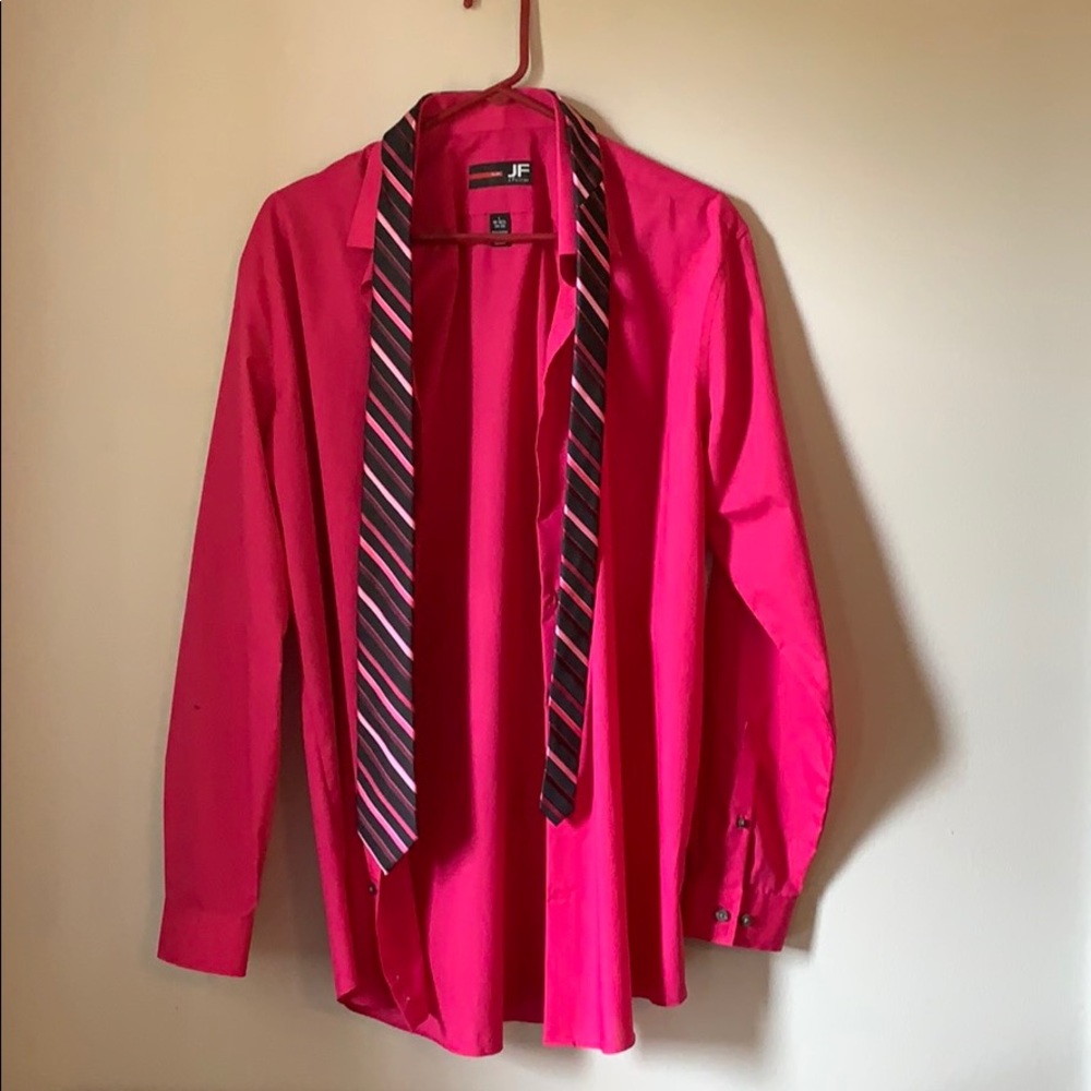 Men’s button down dress shirt